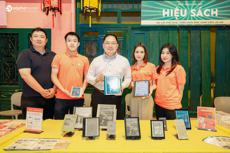 Akishop tại sự kiện “21 Câu Hỏi Lịch Sử cùng Giáo Tiến”