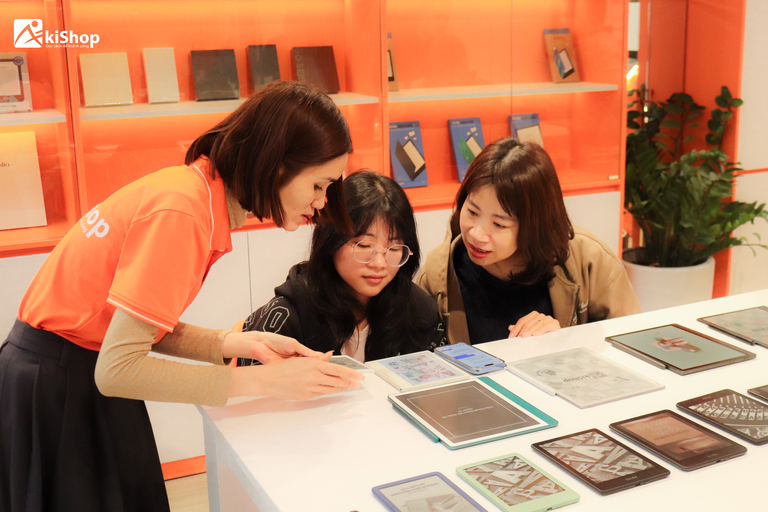 Akishop với dịch vụ tận tâm, chuyên nghiệp