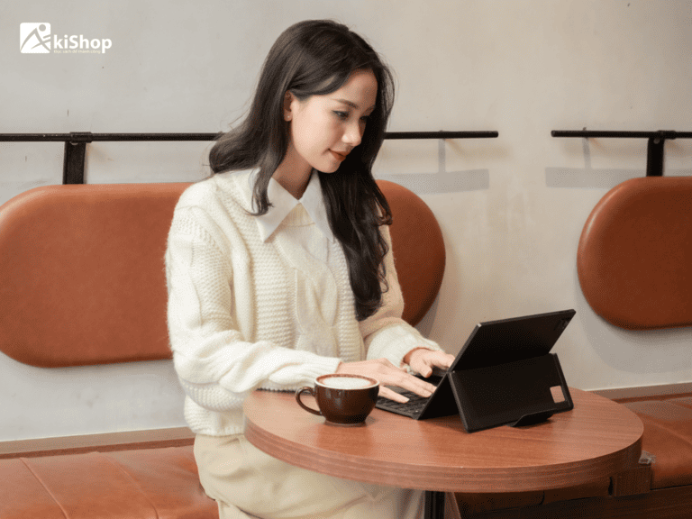 "Bí Quyết Của Các Tỷ Phú Tự Thân Lập Nghiệp" ebook có thể giúp thay đổi cuộc sống và sự nghiệp của bạn