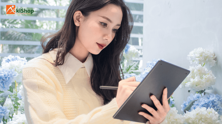 "Bơi cùng cá mập mà không bị nuốt chửng" ebook - Cuốn sách về kinh doanh mà mọi doanh nhân đều nên đọc