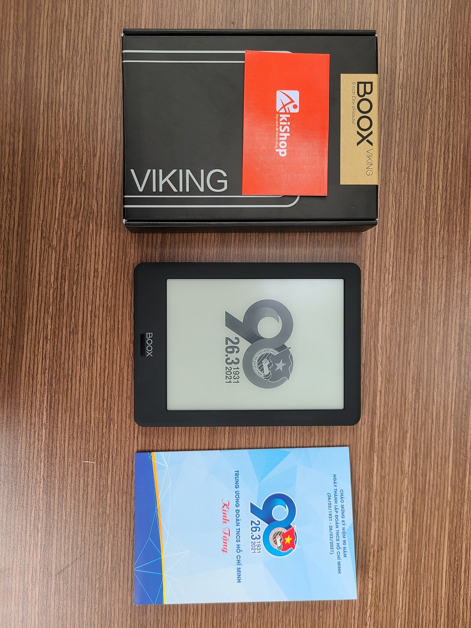 may-doc-sach-akishop