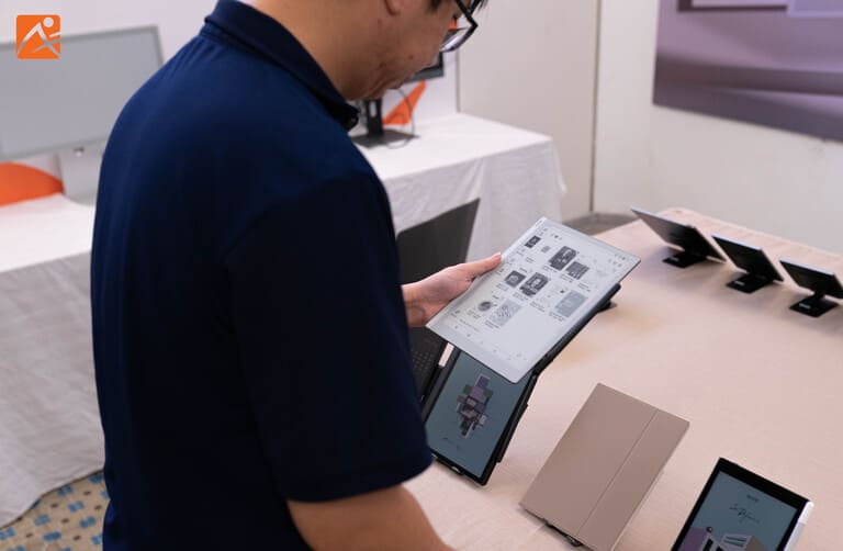 Với kho lưu trữ lớn giúp việc lưu trữ sách trở nên dễ dàng hơn